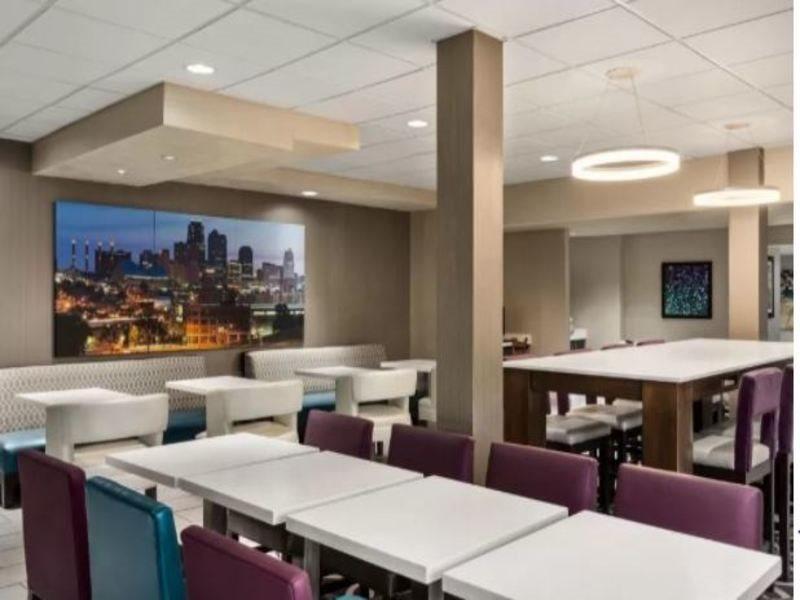 Baymont By Wyndham Springfield I-44 Hotel Екстериор снимка
