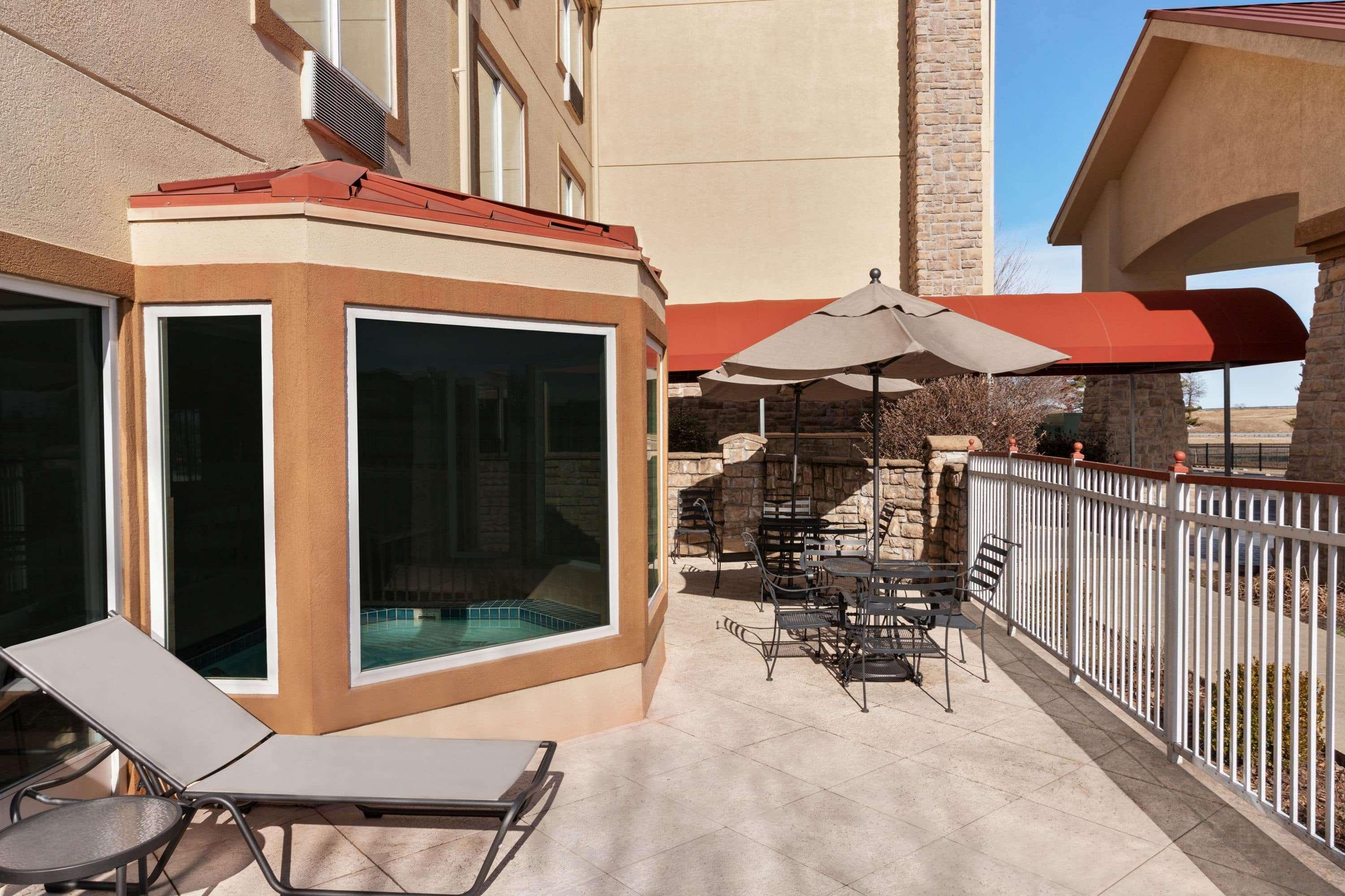 Baymont By Wyndham Springfield I-44 Hotel Екстериор снимка