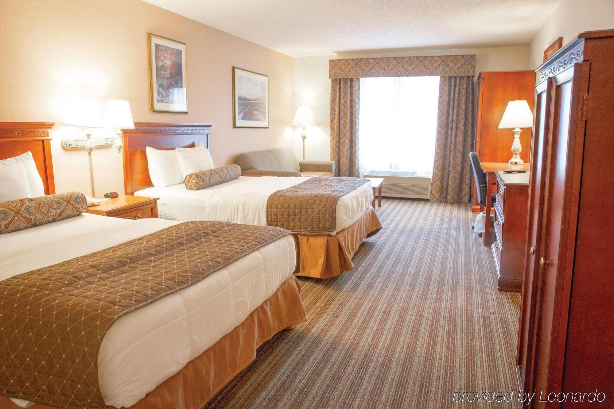 Baymont By Wyndham Springfield I-44 Hotel Екстериор снимка